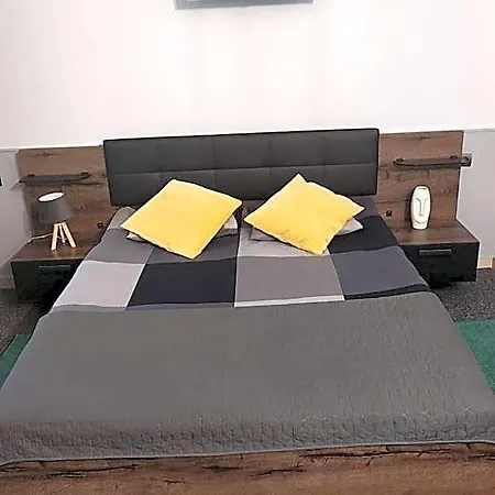 Gornoslaska 19 * Zawiercie