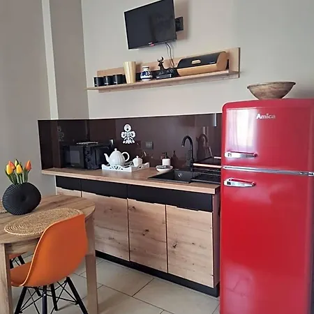 Gornoslaska 19 *